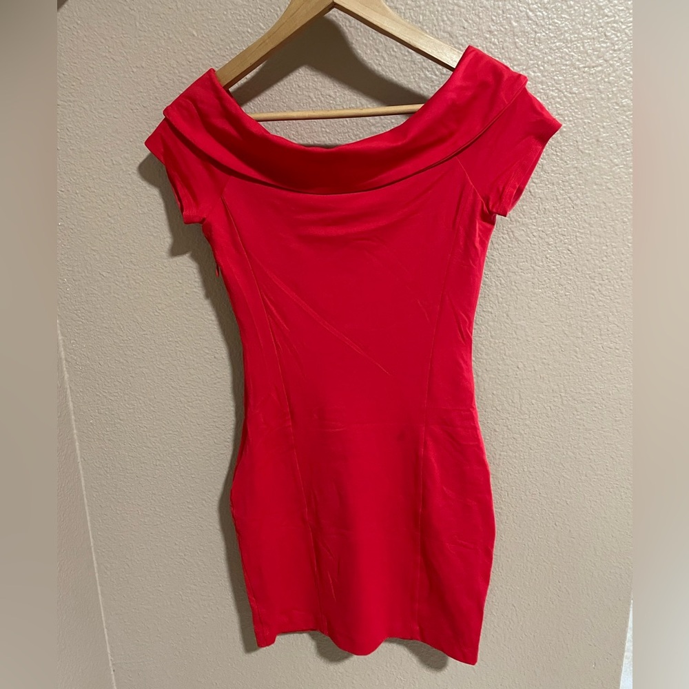 Elegant Red Bebe fitted Women's minidress